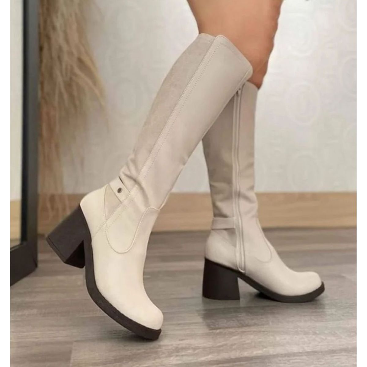 GENERICO - bota mujer moderna taco 5 cm.-