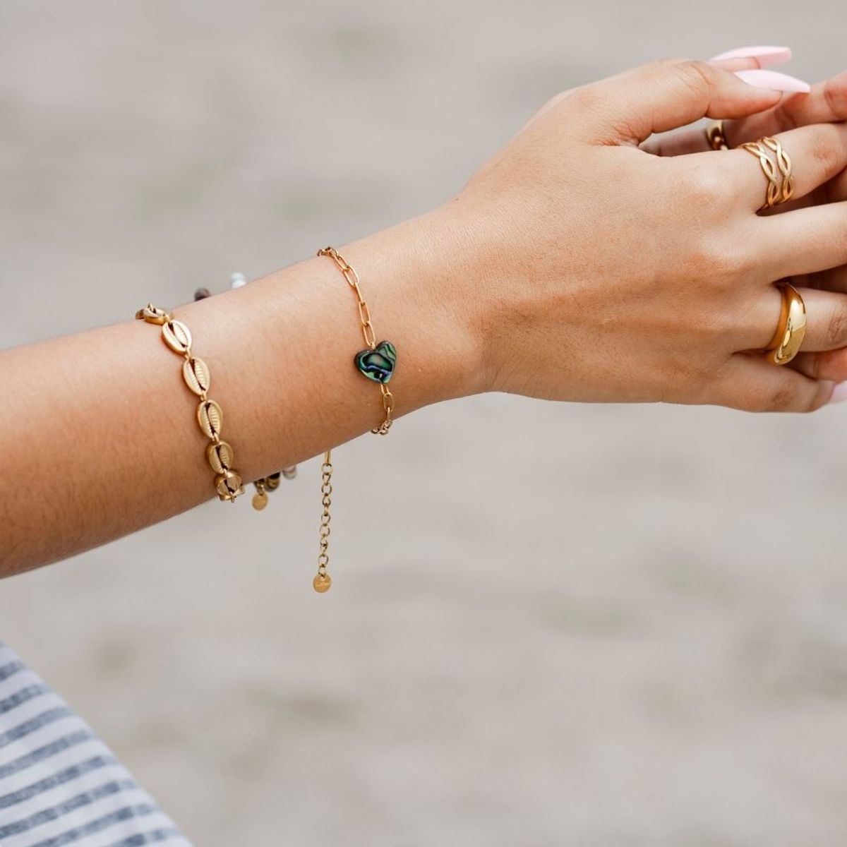 GENERICO - Pulsera Conchitas Chic Waterproof