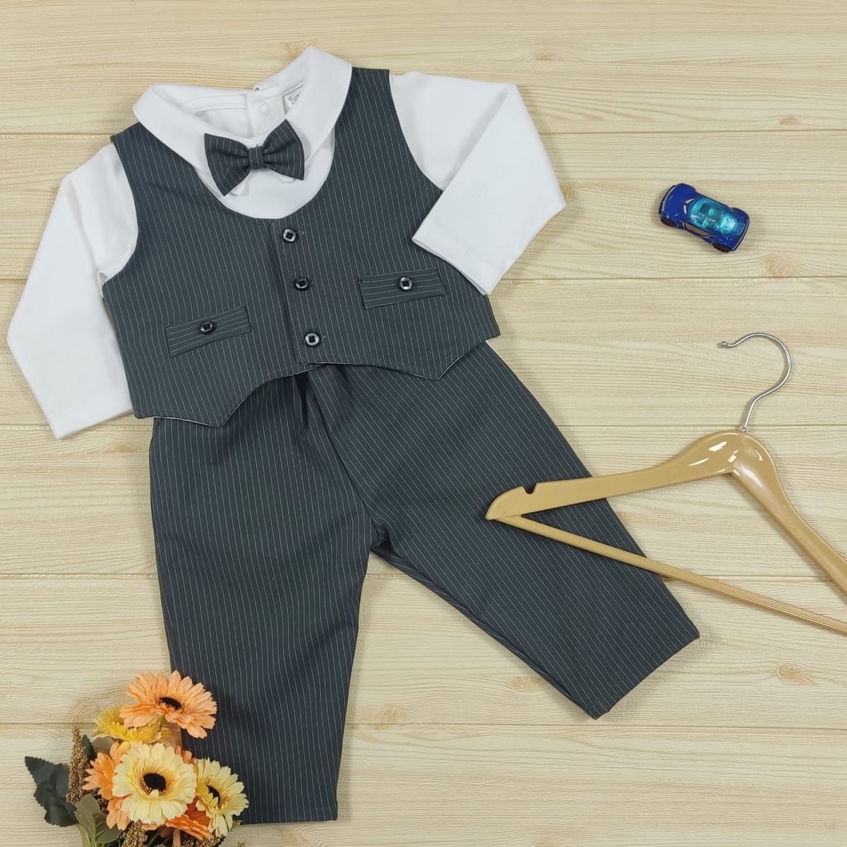 BANNITAS - Terno de niño verde a rayas