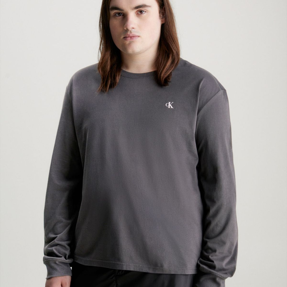 CALVIN KLEIN - CAMISETA INSTITUTIONAL LS GRAPHIC TEE