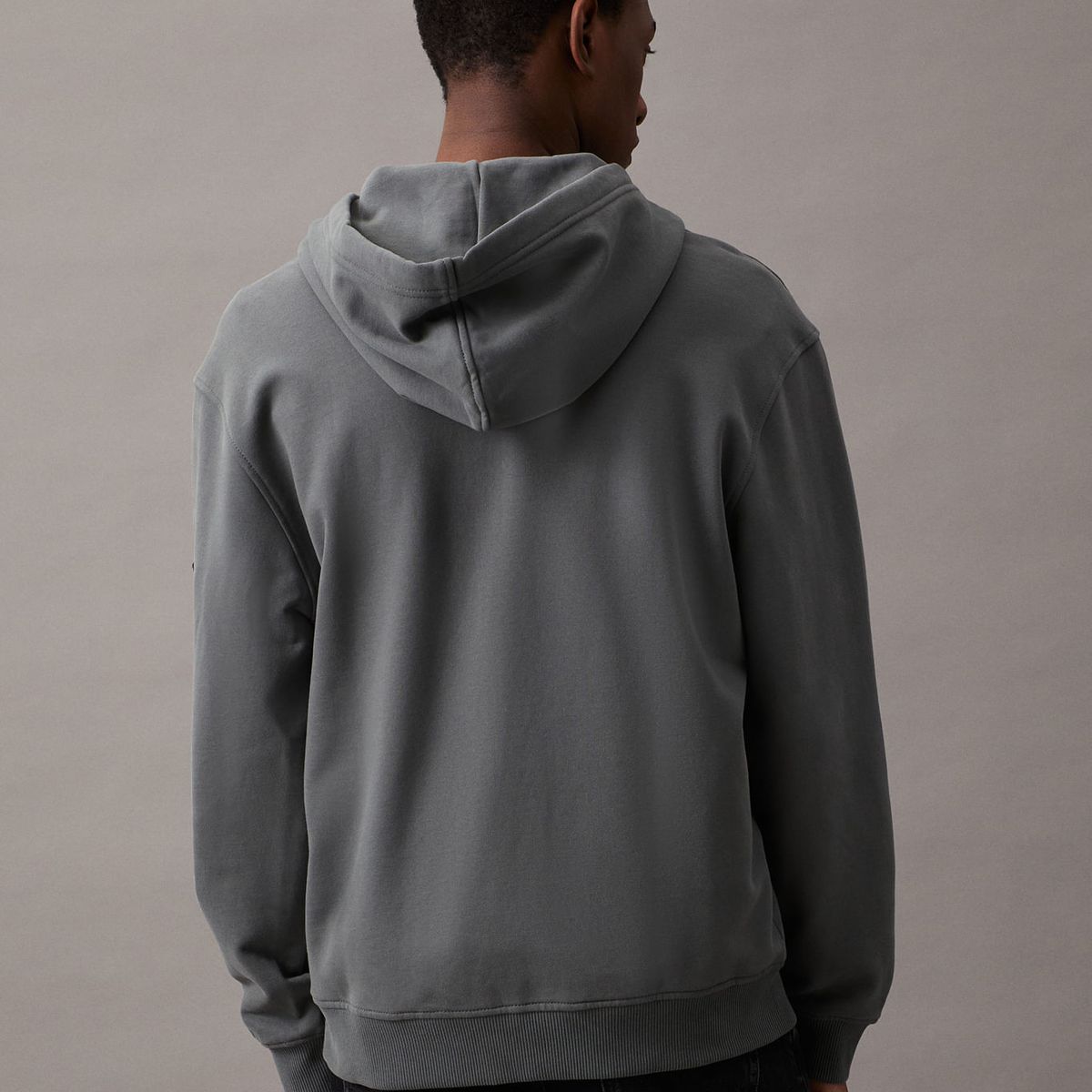 CALVIN KLEIN - SWEATSHIRT BADGE ZIP THROUGH HOODIE