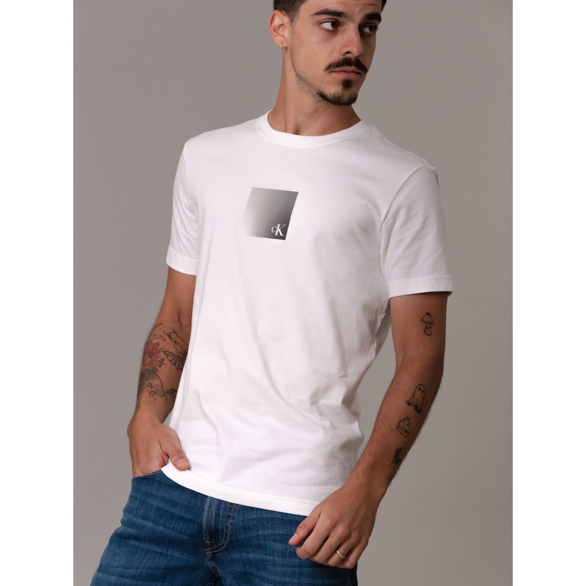 CALVIN KLEIN - CAMISETA METALLIC BOX TEE