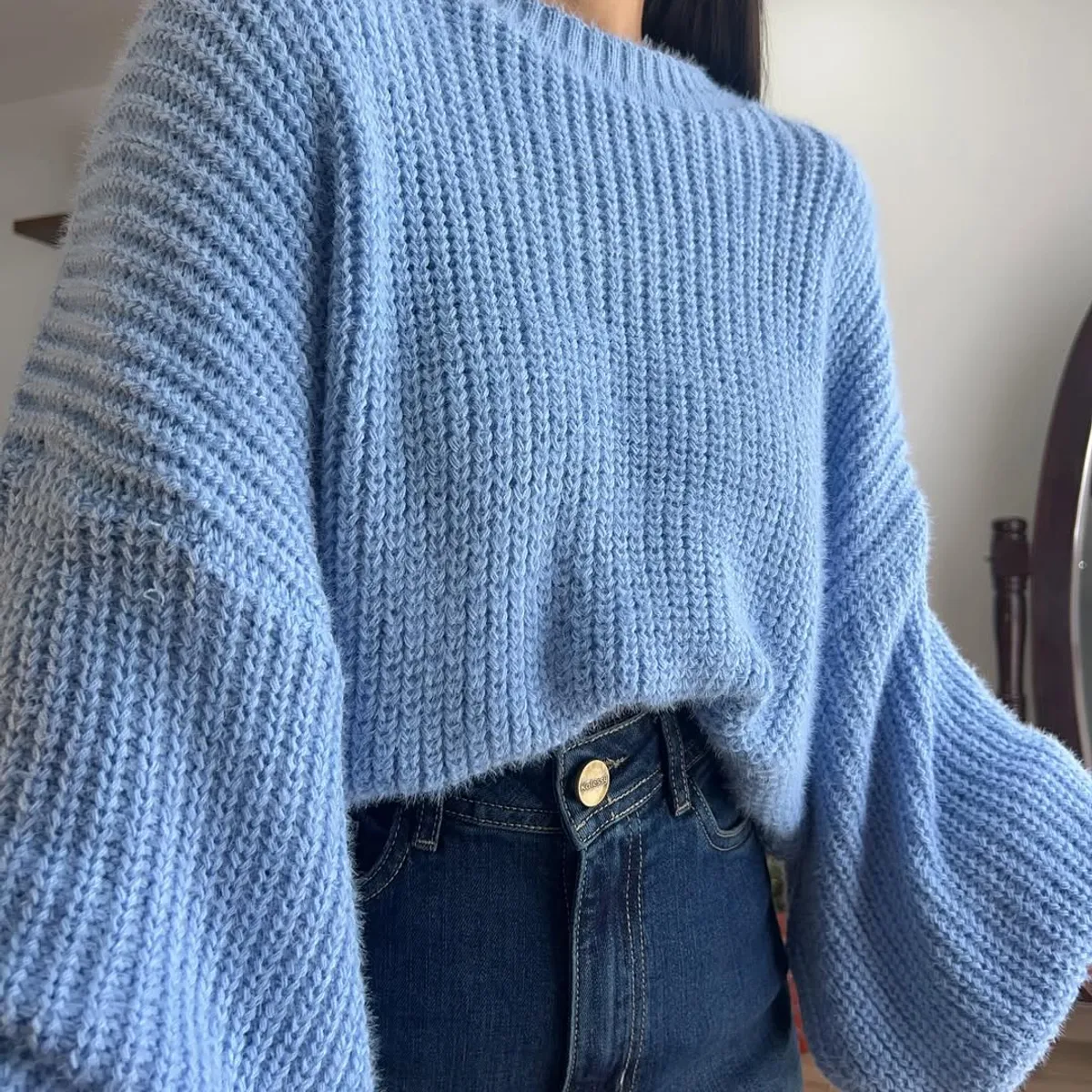 GENERICO - CHOMPA DE DAMA CUELLO REDONDO