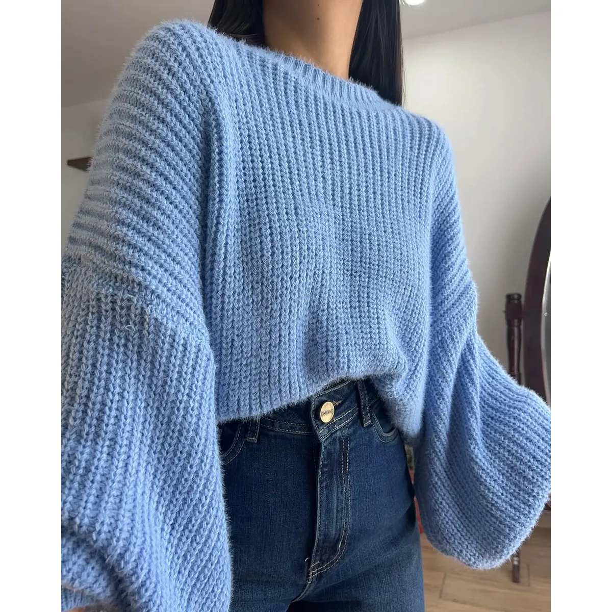 GENERICO - CHOMPA DE DAMA CUELLO REDONDO