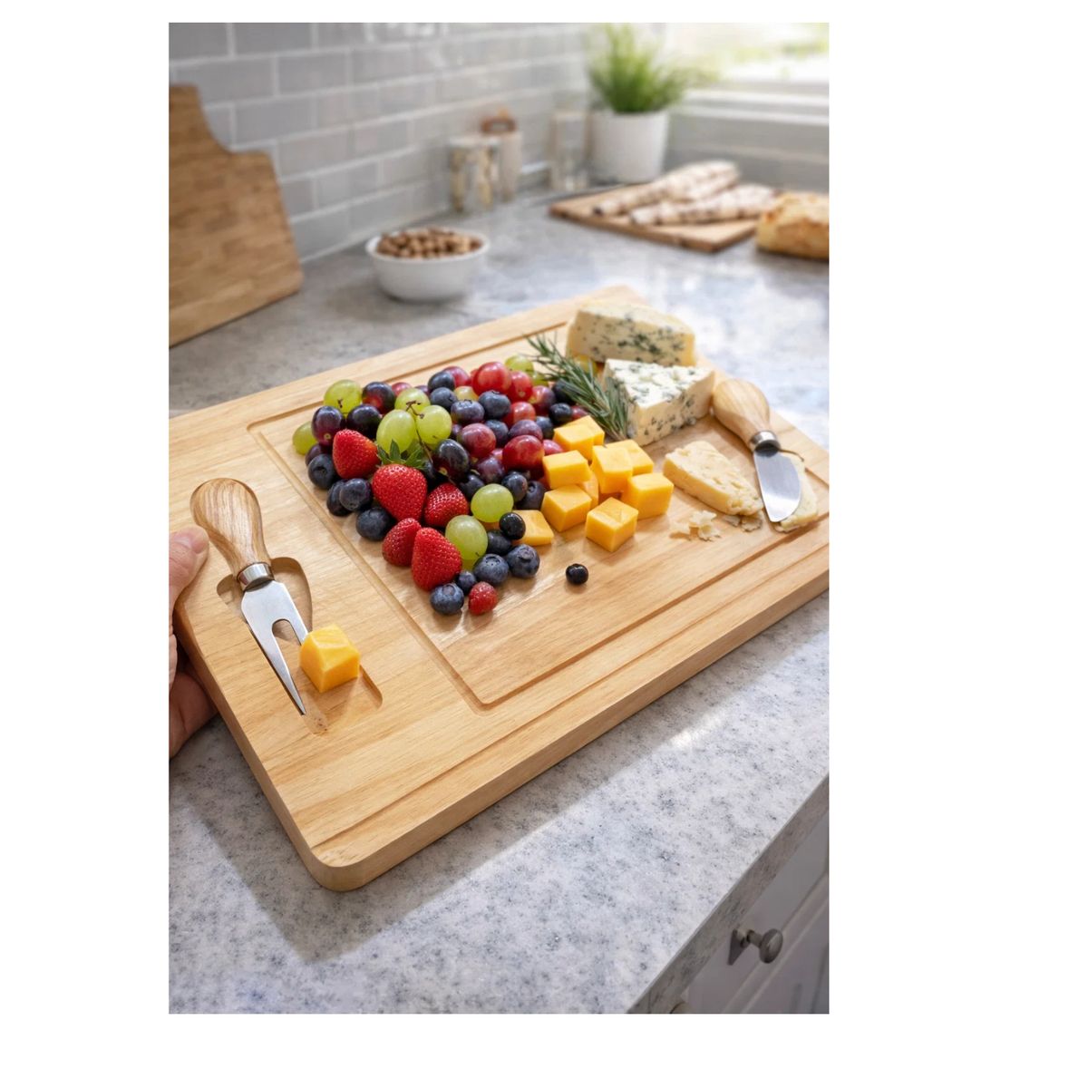 GENERICO - TABLA DE BAMBU CON  MINI CORTADORES DE BAMBU