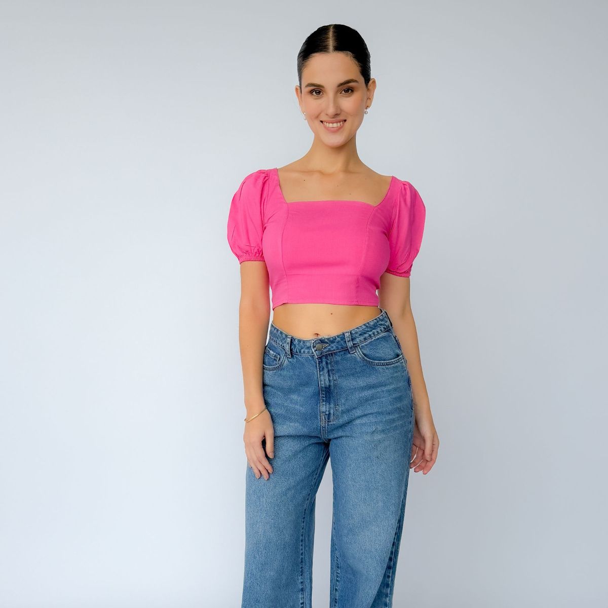 INTROSPECTIVA MODA - BLUSA CON TIRAS EN LA ESPALDA REGULABLE MODELO MADRID