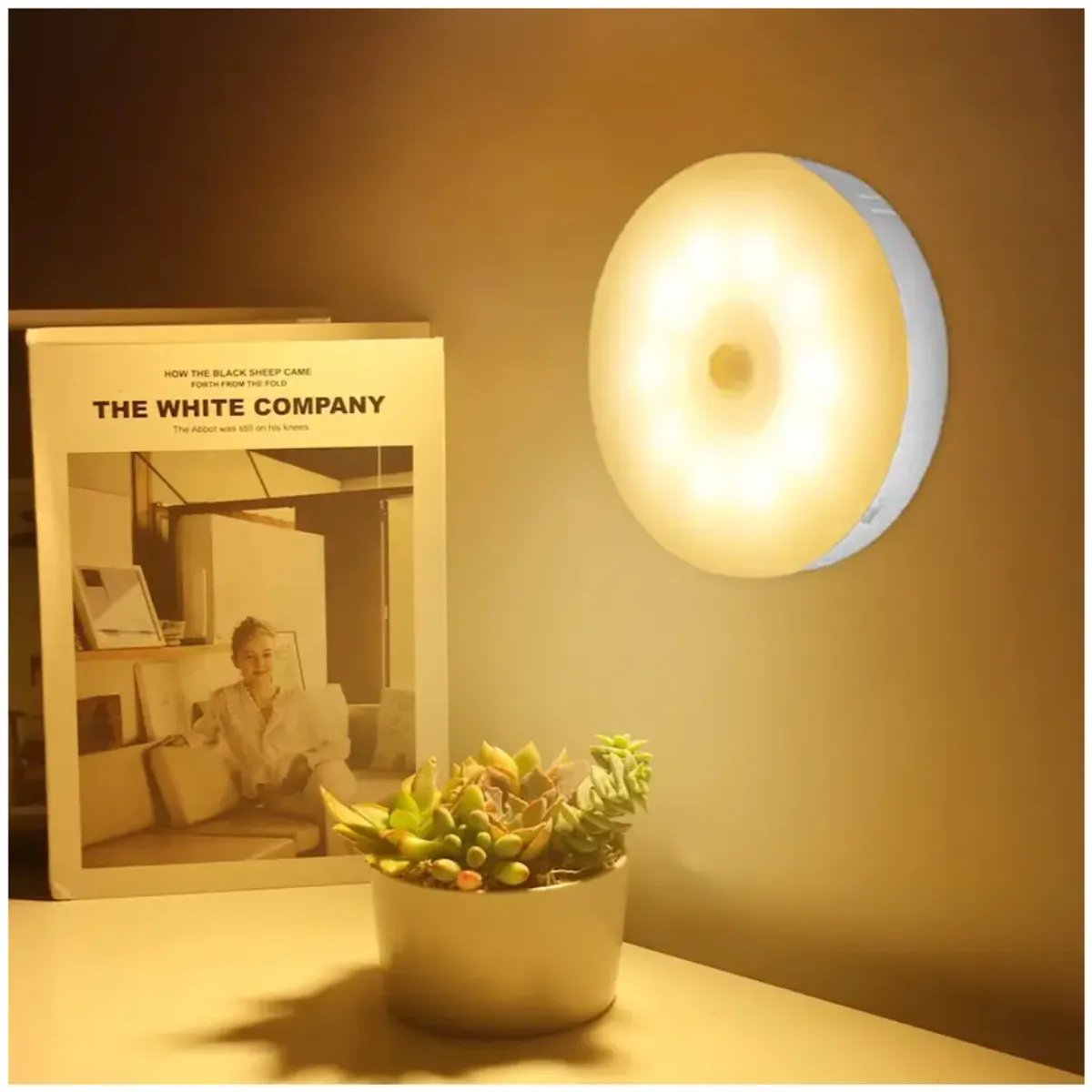 INSPIRA - Foco Lámpara LED con Sensor de Movimiento Recargable USB