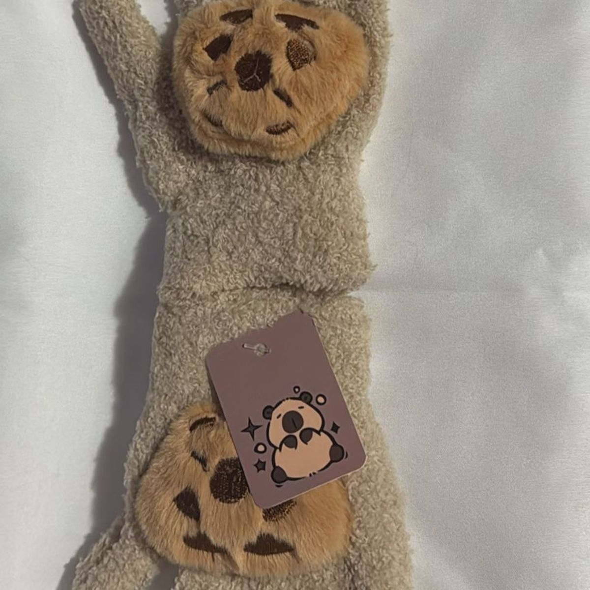 GENERICO - Guantes Infantiles  Personajes invierno Capybara 2