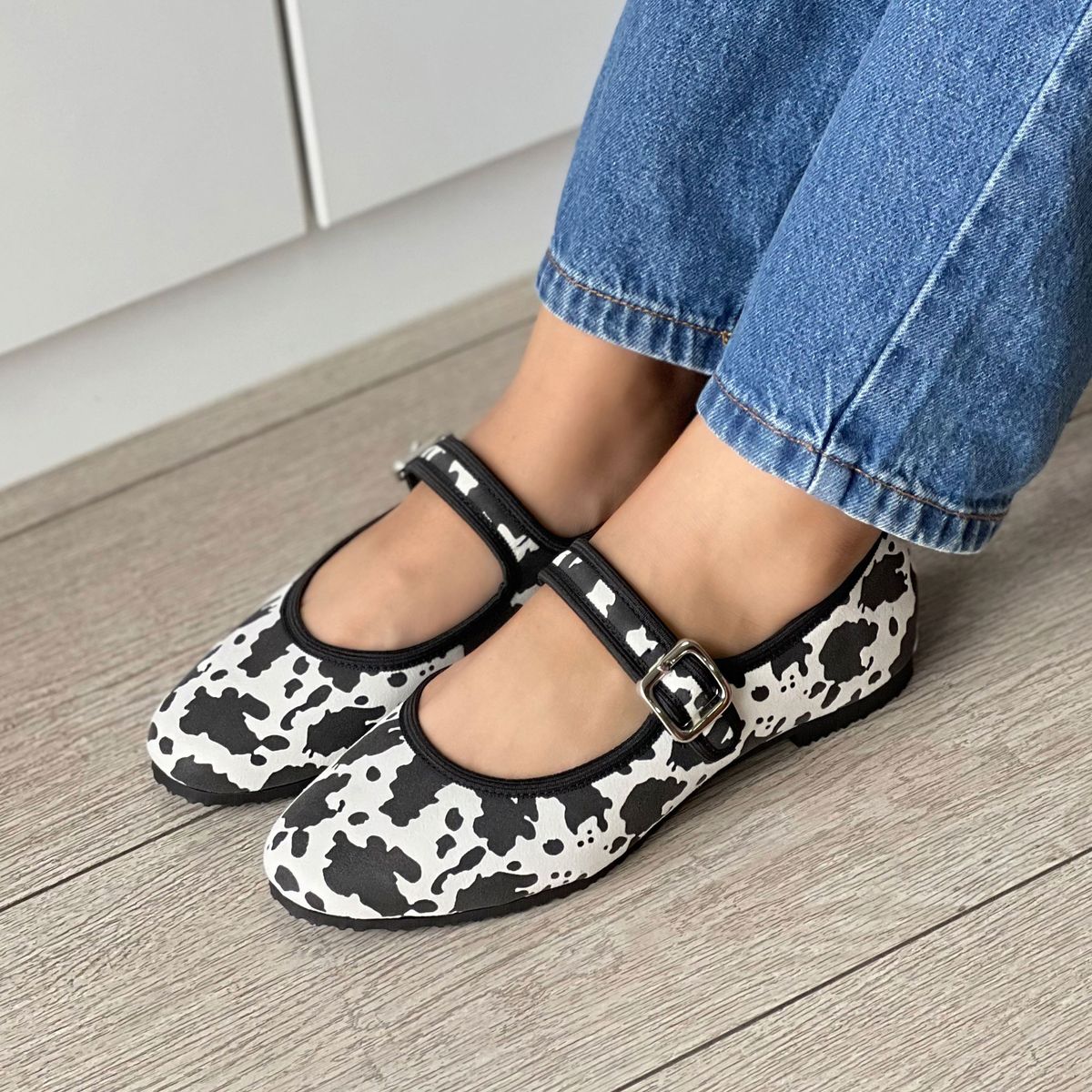 GENERICO - BALLERINA VANE PARA DAMA NEGRO COW PRINT