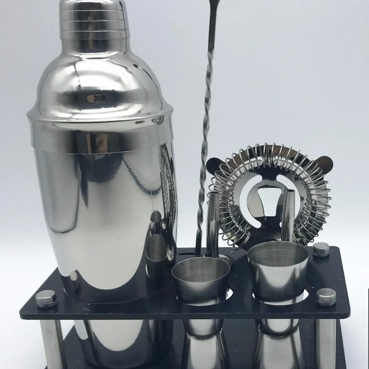 GENERICO - Kit Bartender Coctelero de Acero con Base negra