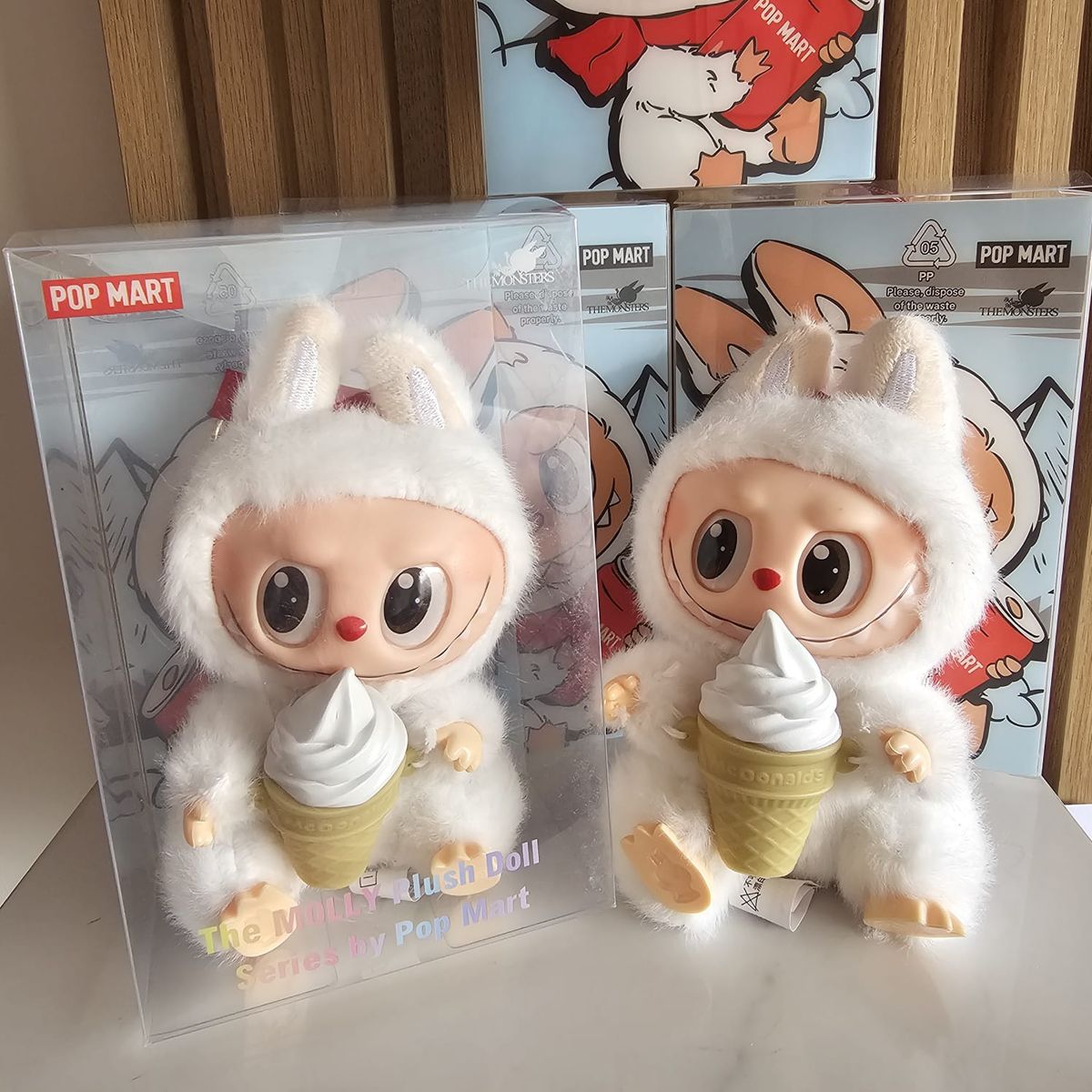 KAWAI - Dupe Bubu con Helado Serie Have a Seat Réplica