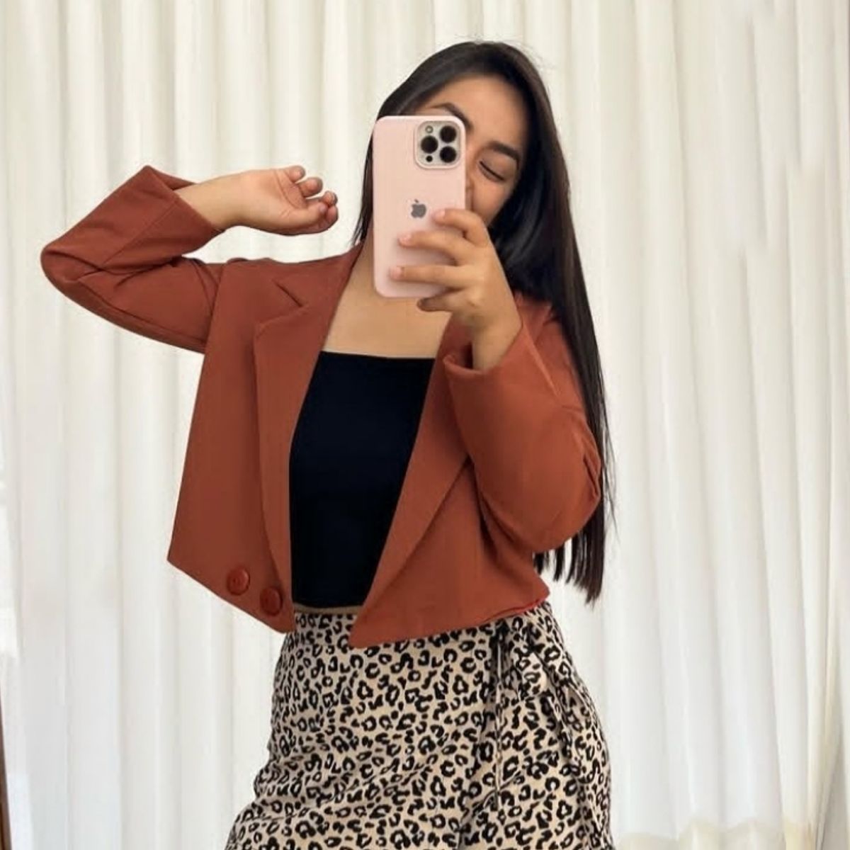 GENERICO - BLAZER CROP ELEGANTE PARA MUJER