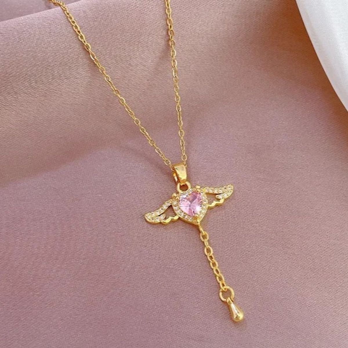 GENERICO - Collar Corazon Alado con alas movible