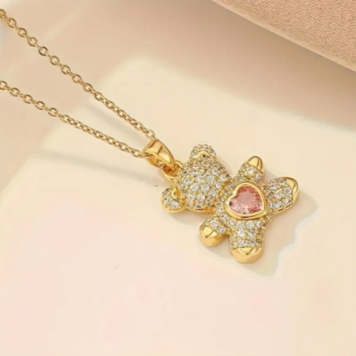 GENERICO - Collar Osito Brillante – Ternura que brilla con amor