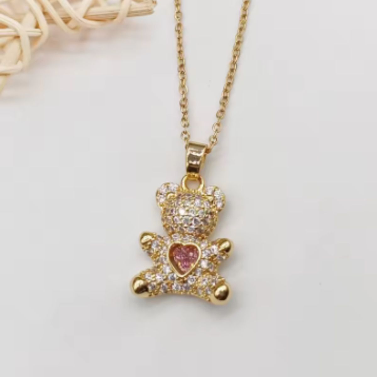 GENERICO - Collar Osito Brillante – Ternura que brilla con amor