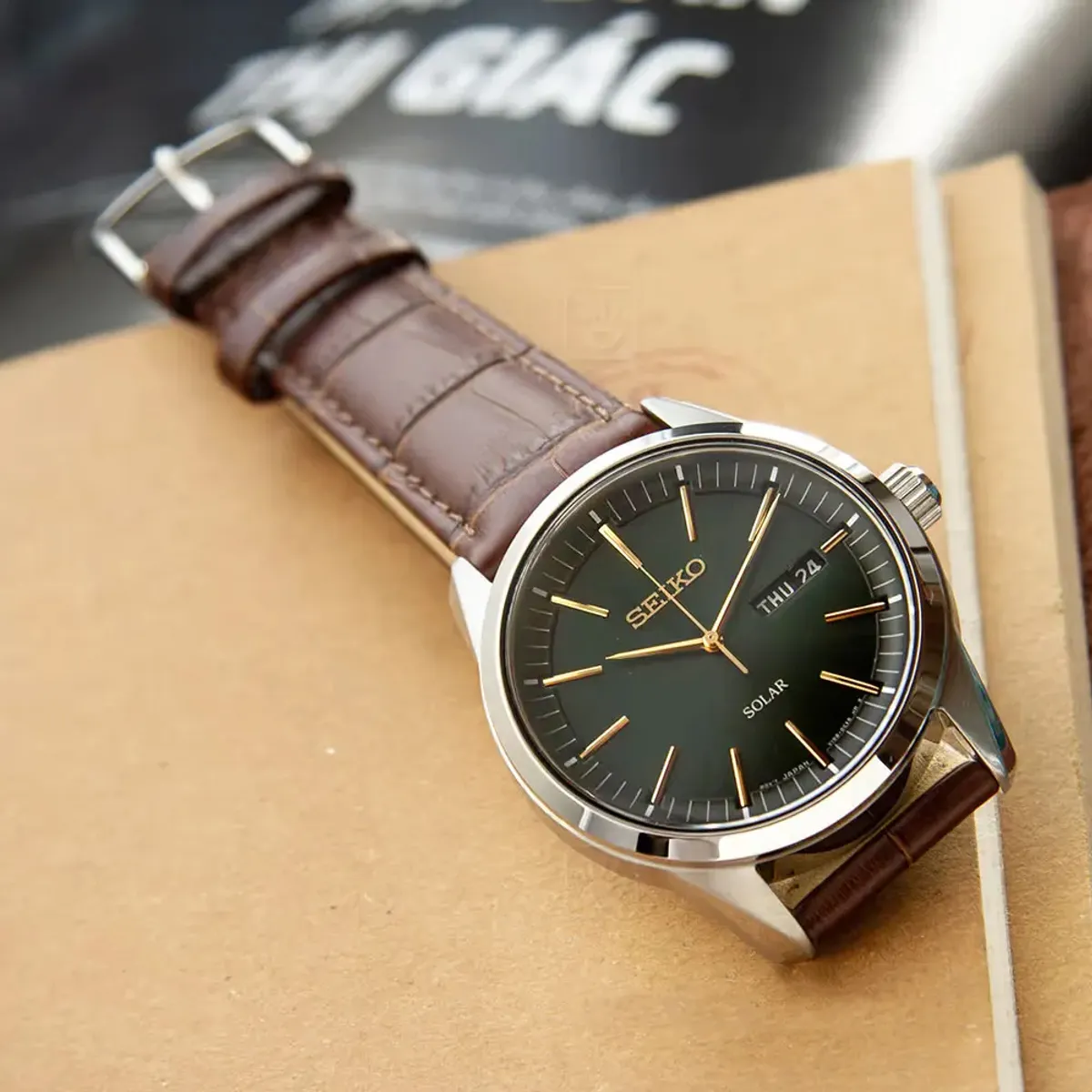 SEIKO - SEIKO Reloj Solar Essentials Coleccion Clasico Japones SNE529