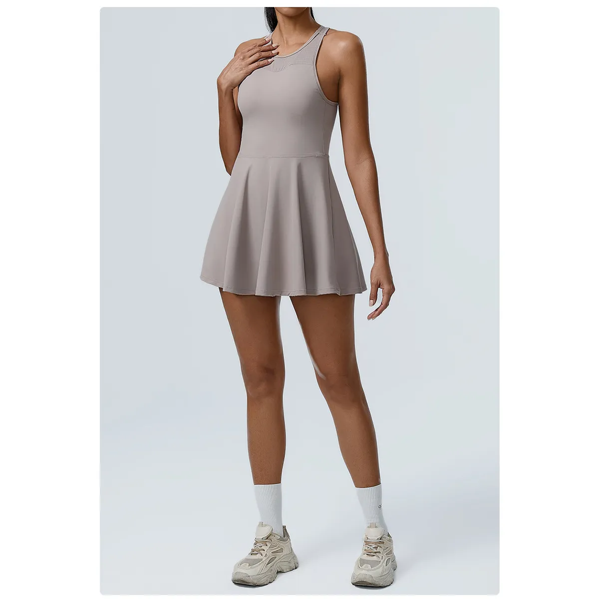 GENERICO - ENTERIZO DEPORTIVO DE FALDA