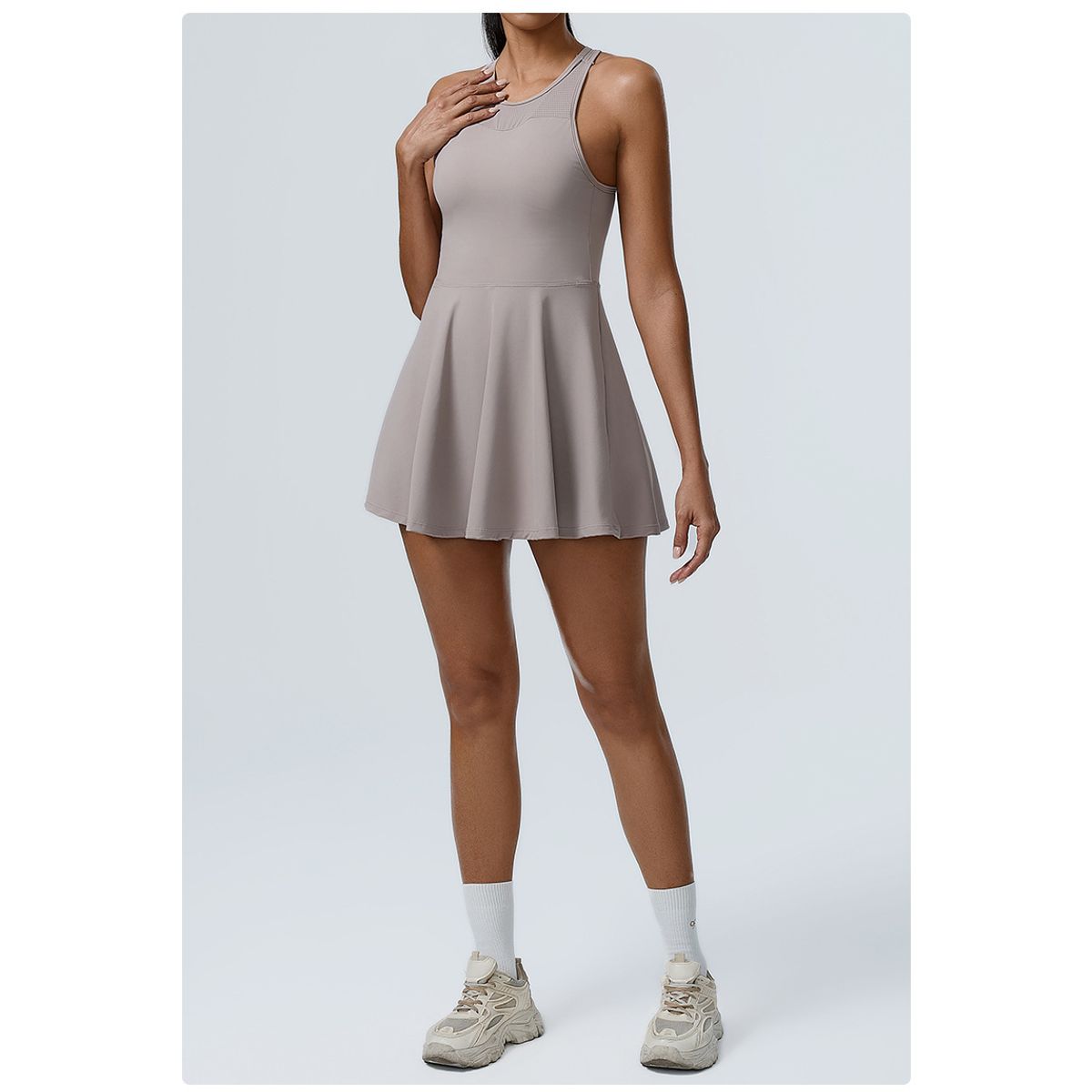 GENERICO - ENTERIZO DEPORTIVO DE FALDA