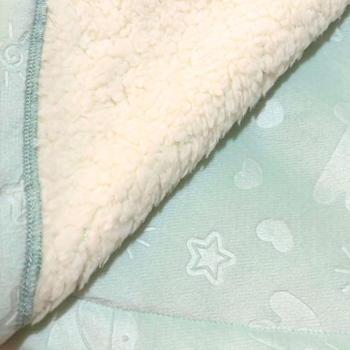 WAWA PIMA - MANTA DE INVIERNO GREEN CARNERITO