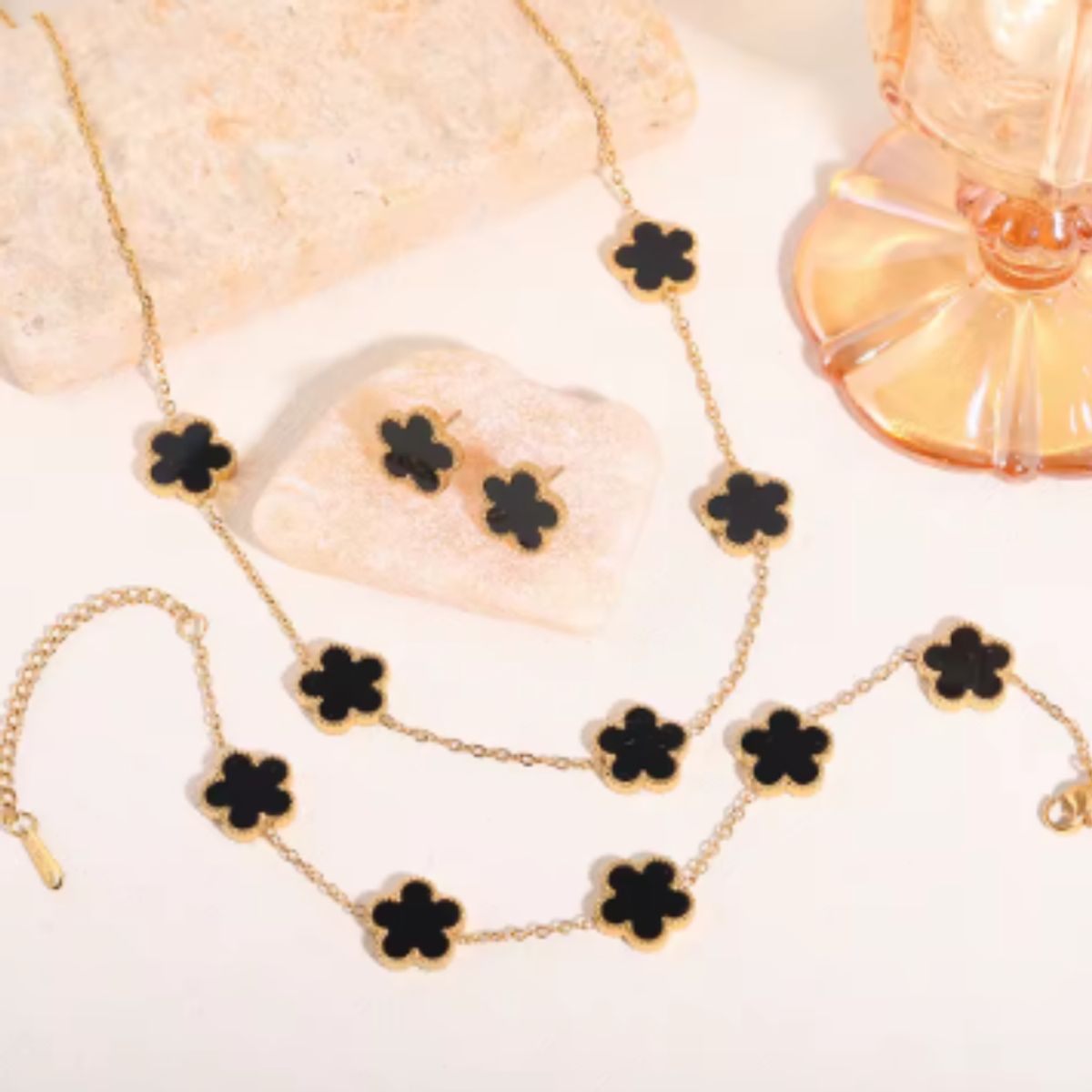 GENERICO - Conjunto de “Trébol de la suerte y elegancia”