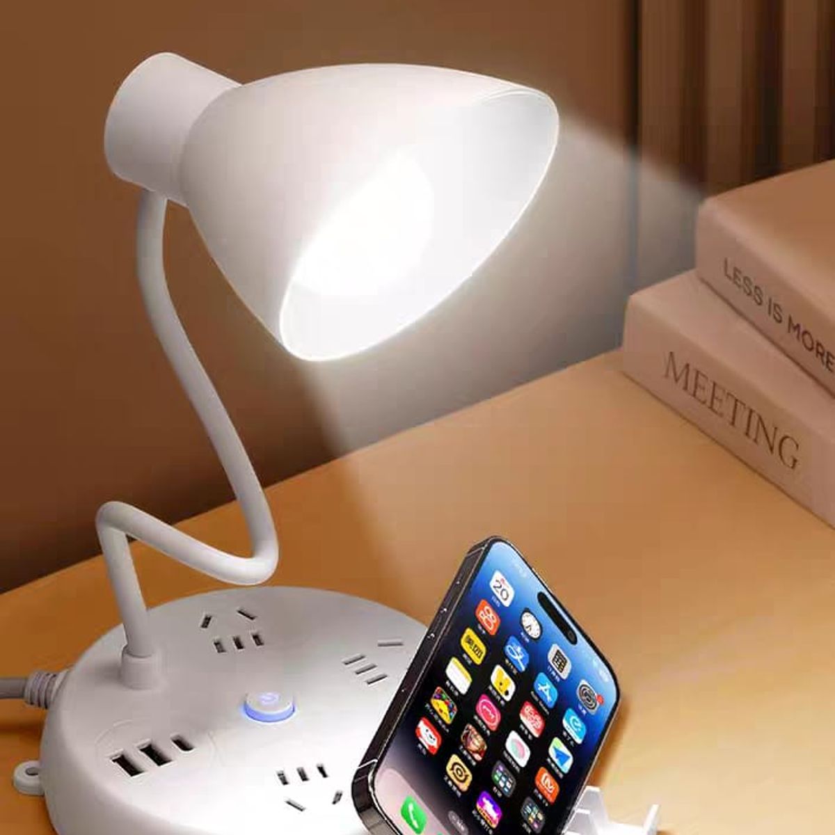 GENERICO - Lampara bombilla con tomacorrrientes y puertos