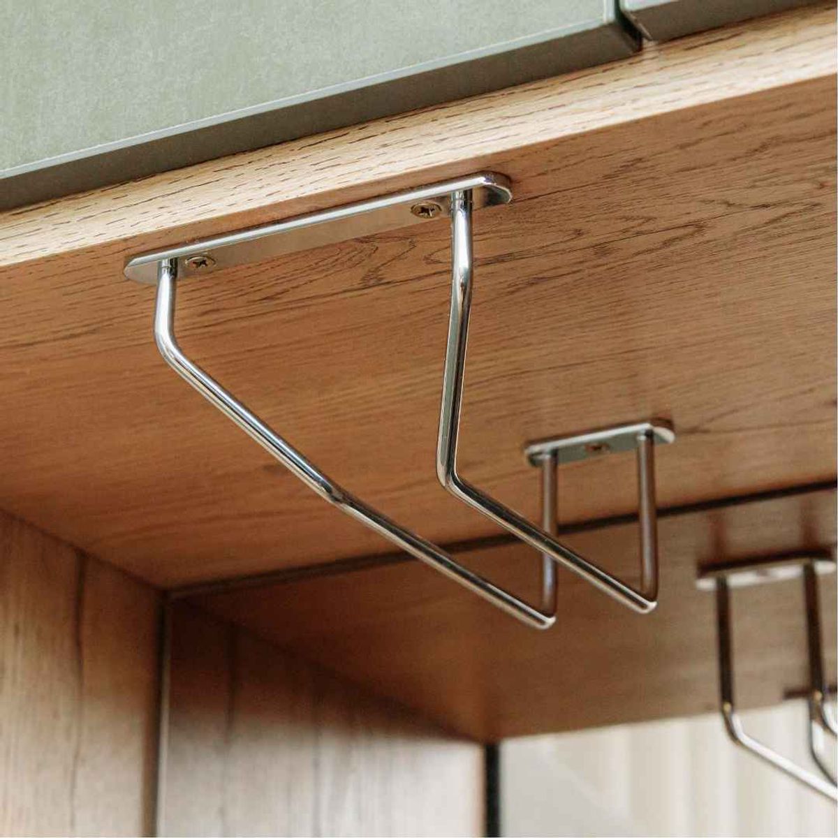 MAS CASA MOBILIARIO Y ACCESORIOS - Colgador de copas de 20 cm Más Casa Perú