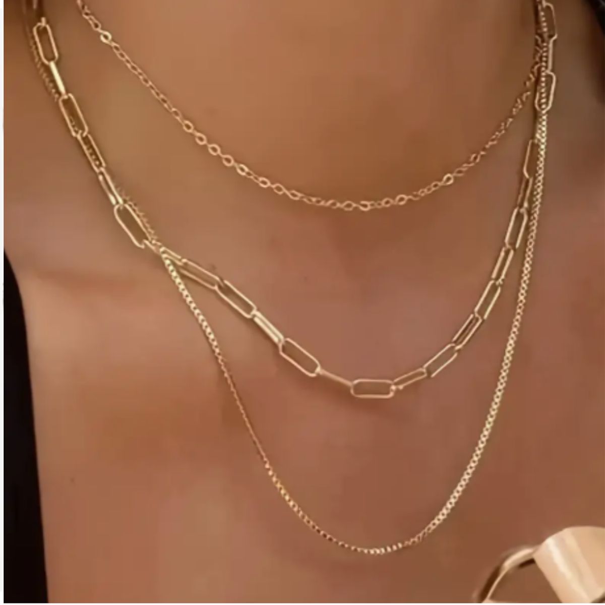 GENERICO - Collar Dorado de 3 Capas – Elegancia que habla por ti