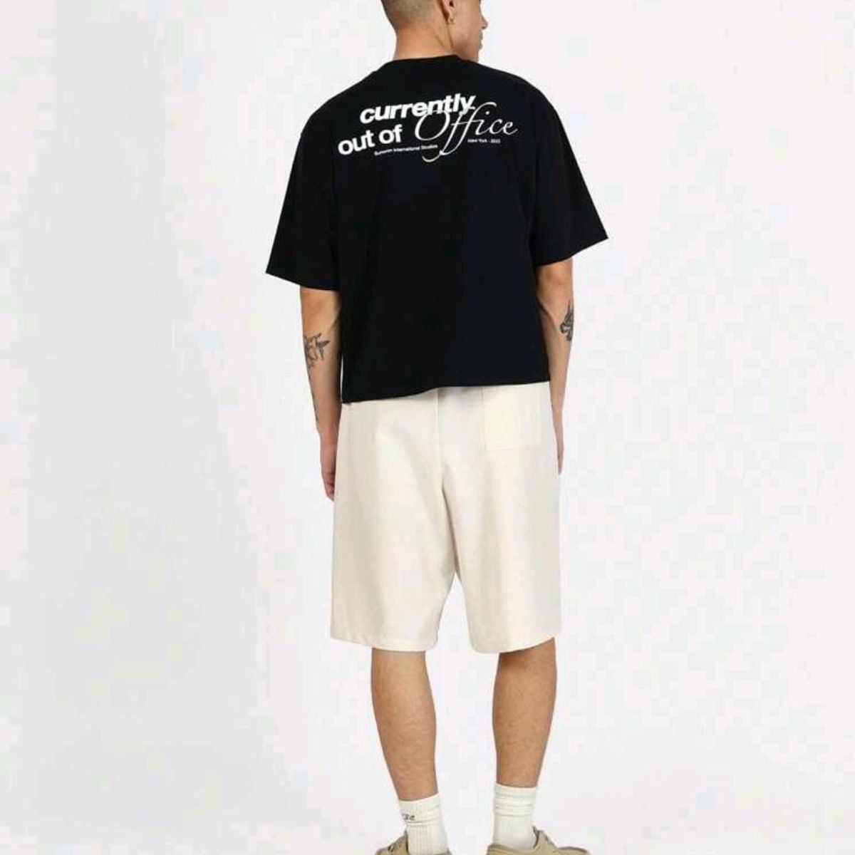 GENERICO - SHEIN CAMISETA NEGRA ESTAMPADO GRAFFITY