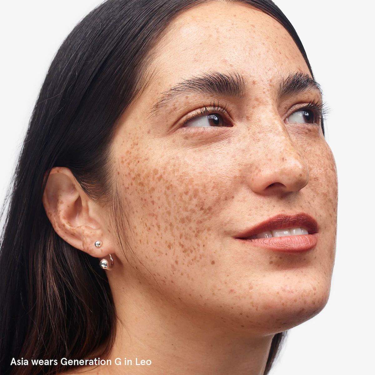 GLOSSIER - Lápiz labial mate Color Leo Generation G