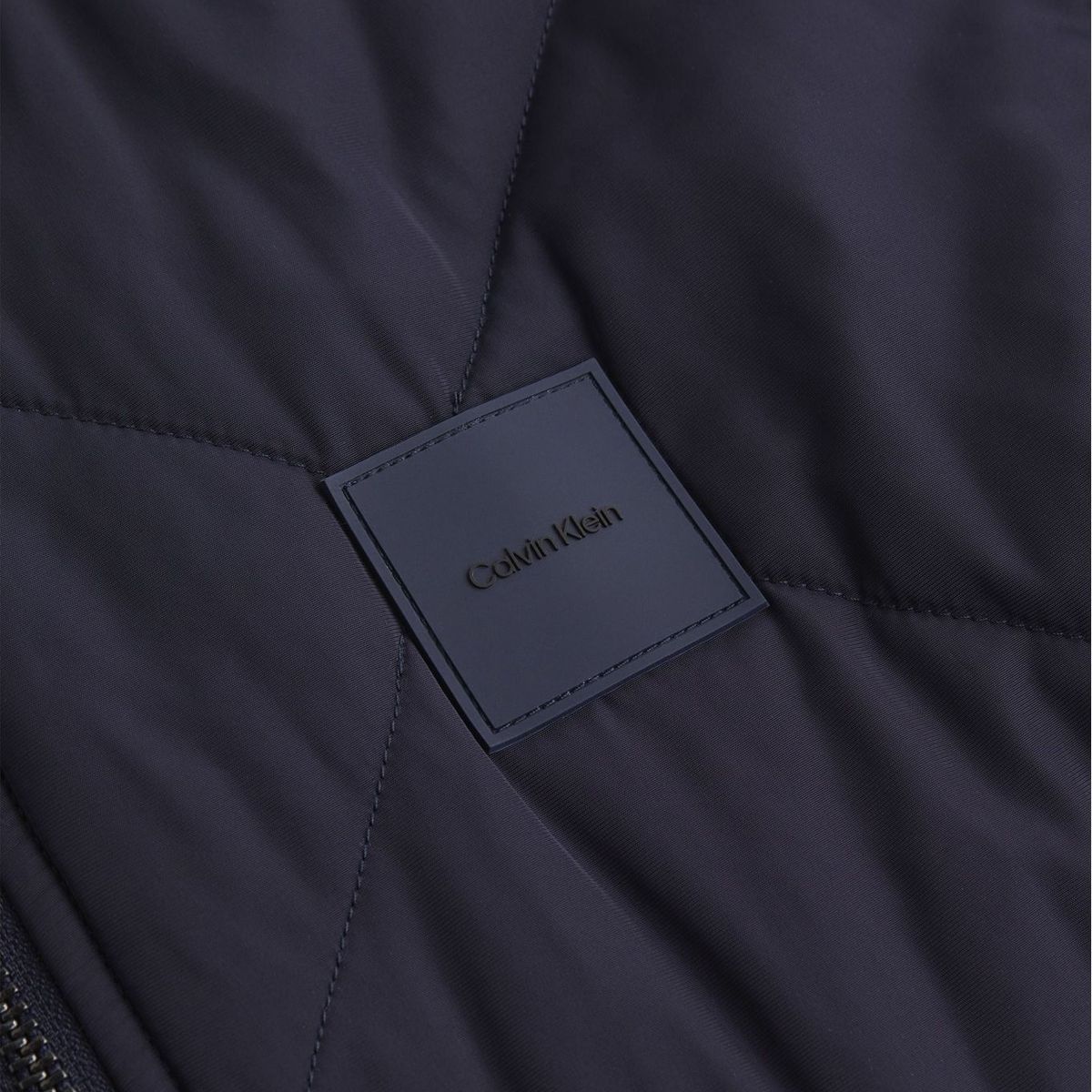 CALVIN KLEIN - CHALECO DIAMOND QUILT VEST