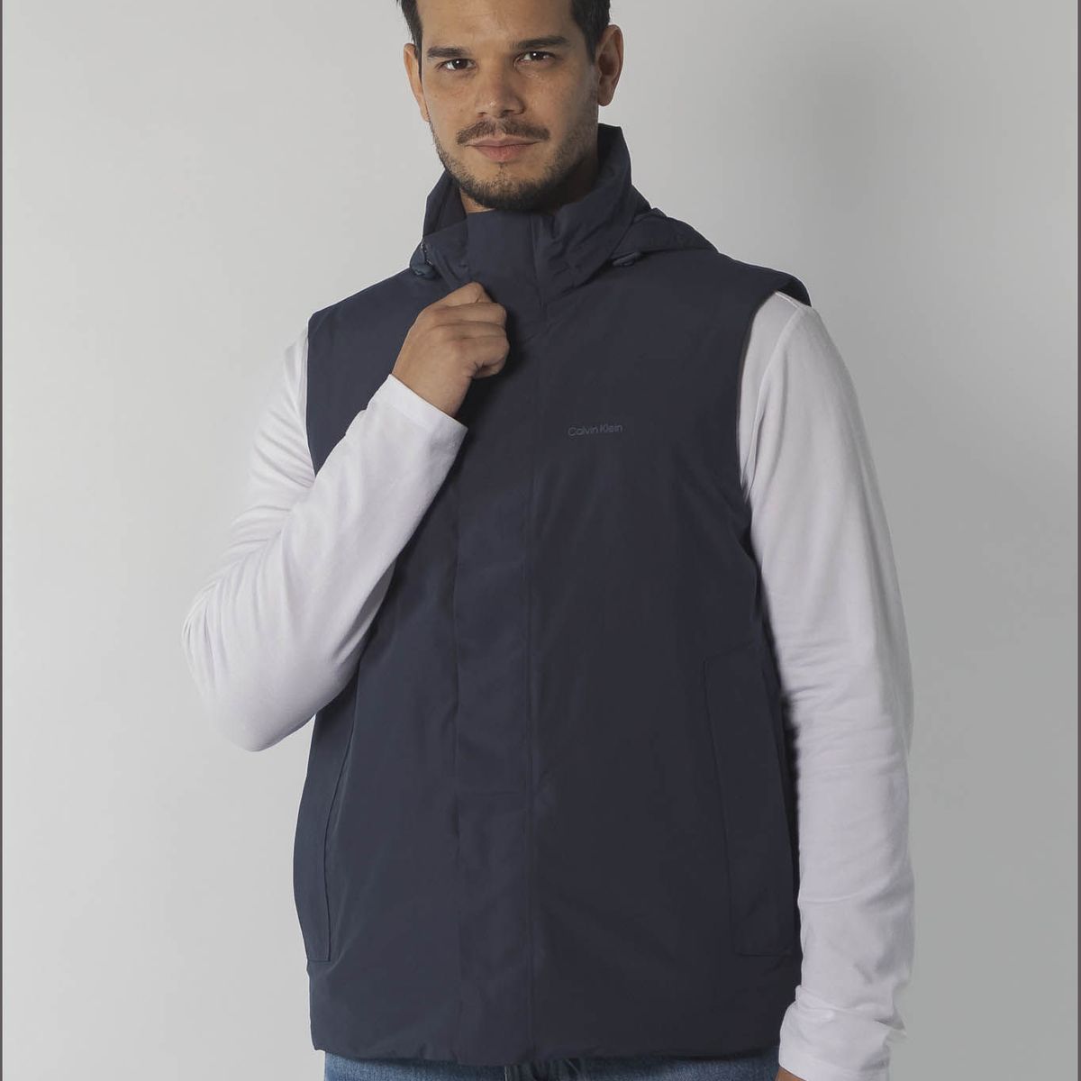 CALVIN KLEIN - CHALECO TECH VEST - GOOD (POLY)