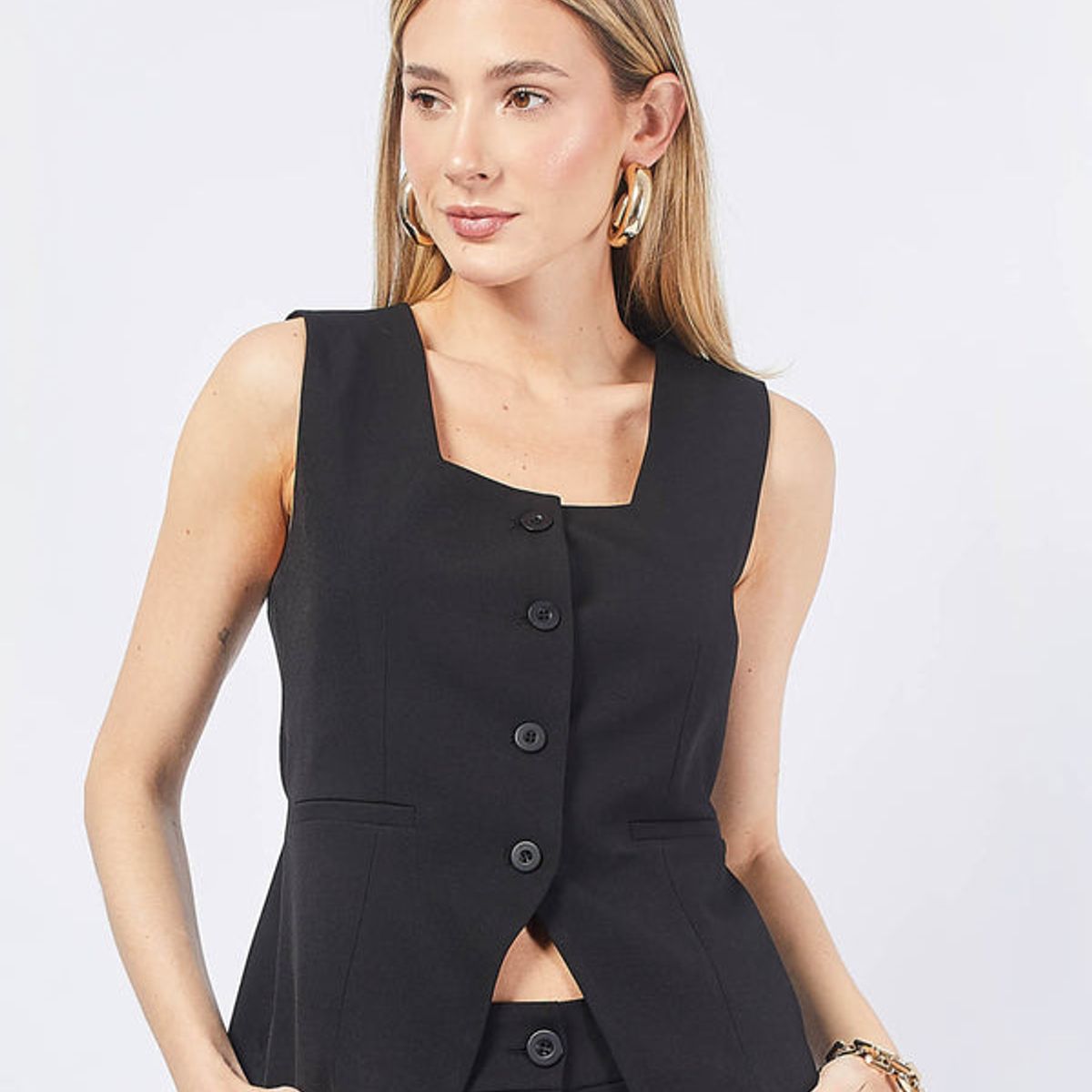 BANATY - CHALECO SASTRE ESCOTE CUADRADO DE MUJER