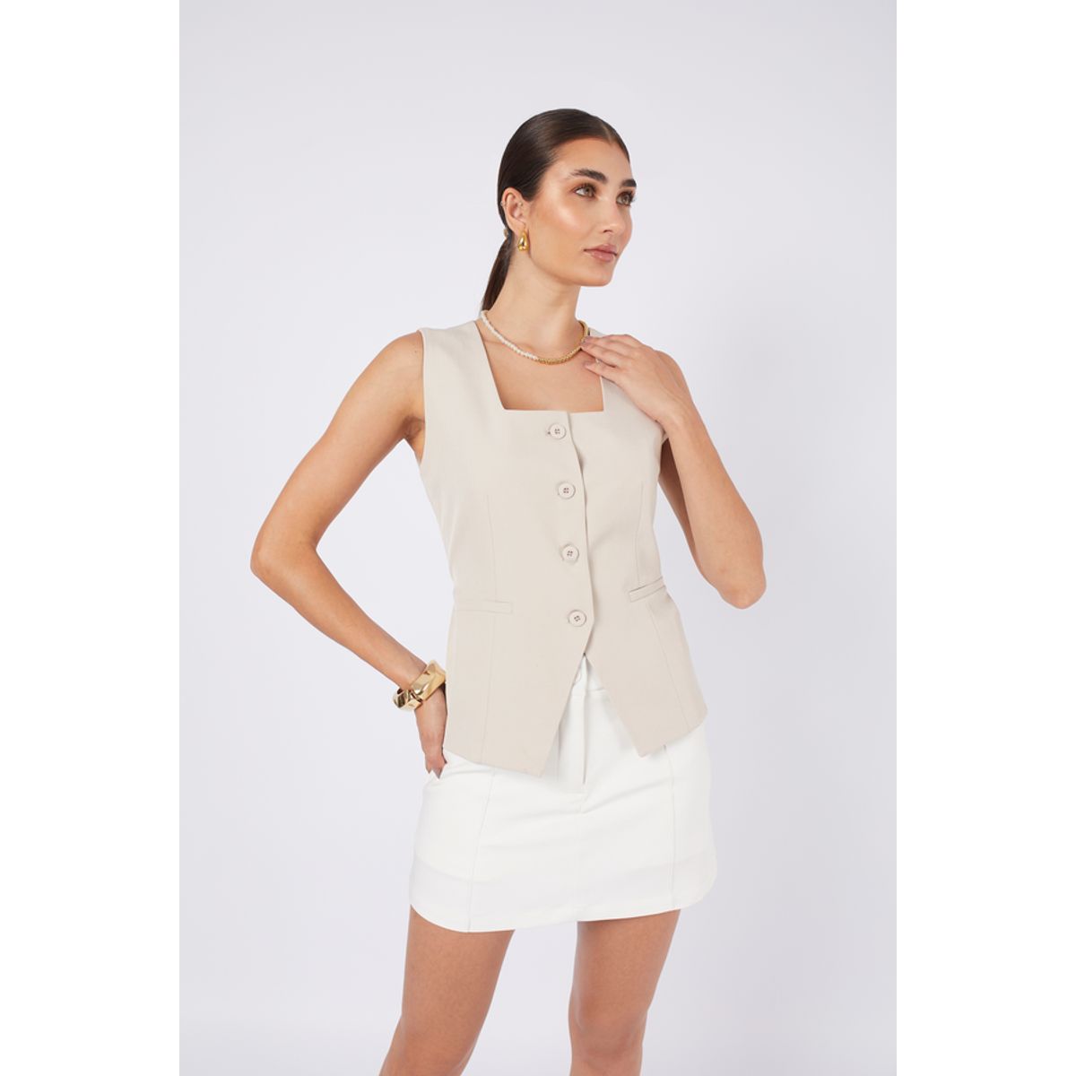 BANATY - CHALECO SASTRE ESCOTE CUADRADO DE MUJER