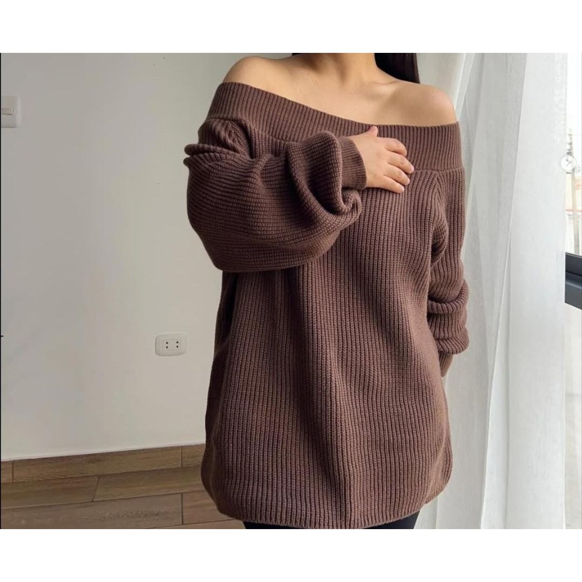 GENERICO - CHOMPA DE DAMA MODELO HOJAL