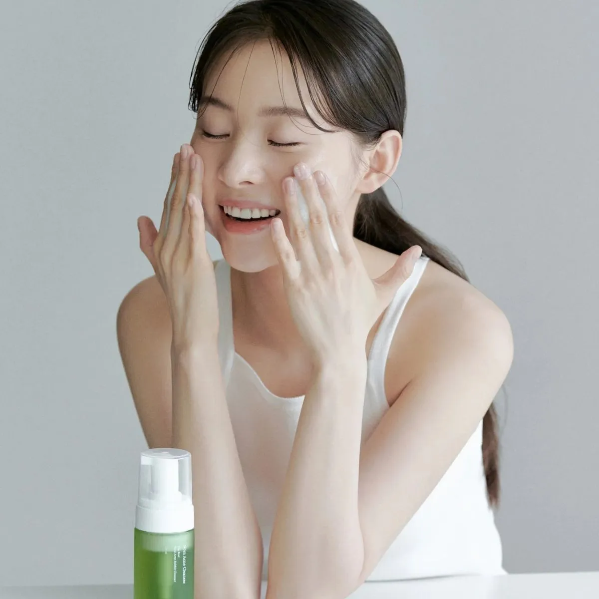 GENERICO - The Real Noni Acne Bubble Cleanser Celimax 155ml Espuma Limpiadora