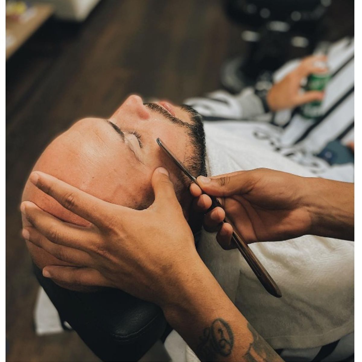 THE RAZOR CLUB - Gift Card Digital Corte de Cabello + Estilizado de Barba