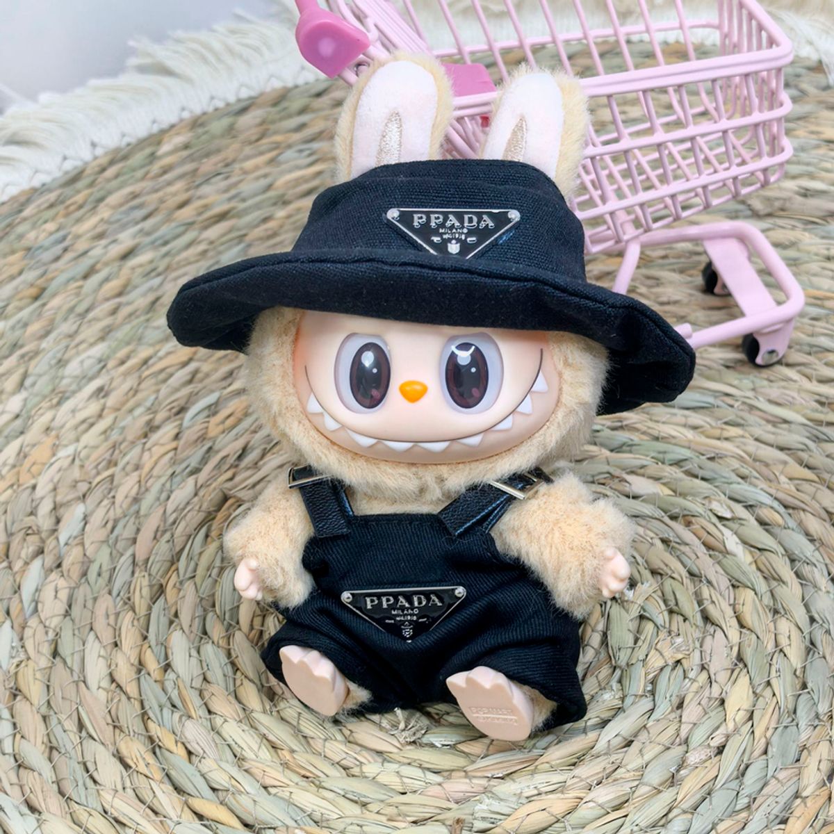 DISEÑO ORIGINAL - Ropa para Labubu Conjunto PRD Negro