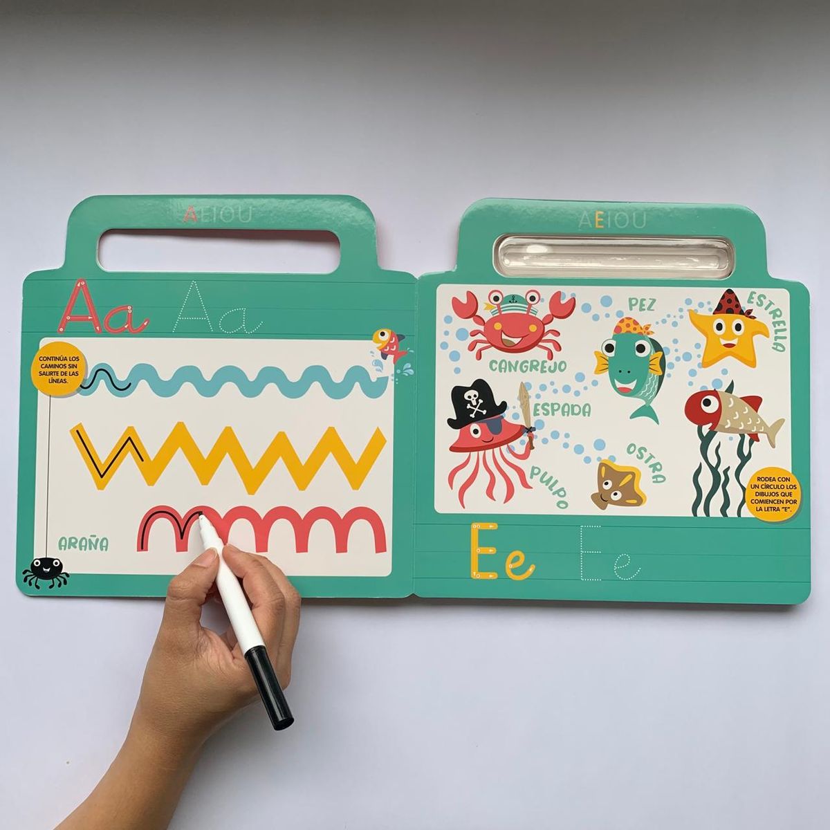 GENERICO - LIBRO PIZARRA BORRABLE APRENDE LAS VOCALES CON ANIMALES
