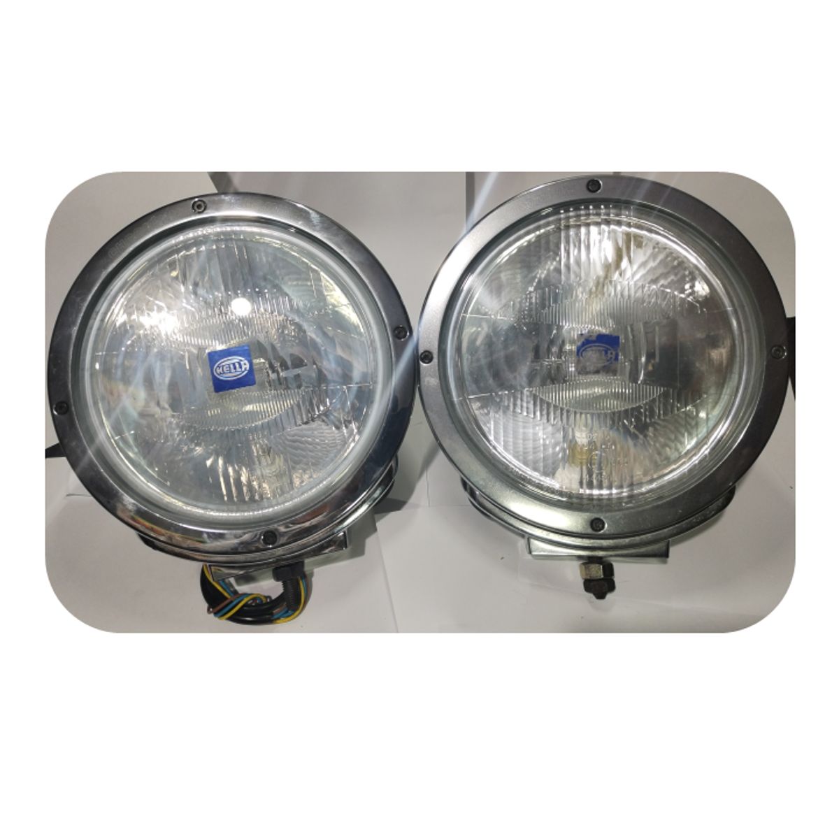 HELLA - FAROS HELLA  METAL CROMADOS 02 UNIDADES