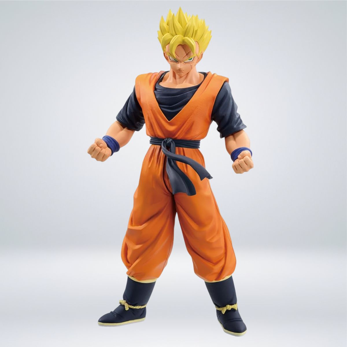 BANDAI - FIGURA DRAGON BALL Z MASTERLISE - GOHAN DEL FUTURO
