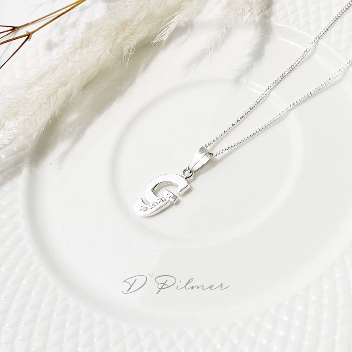 JOYERIA D'PILMER - CADENA CON DIJE INICIAL PLATA LETRA G