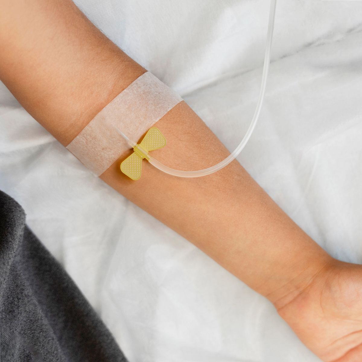 GENERICO - Aguja Scalp Vein Alita Mariposa 20 G X 3/4" CAJA 100 UND