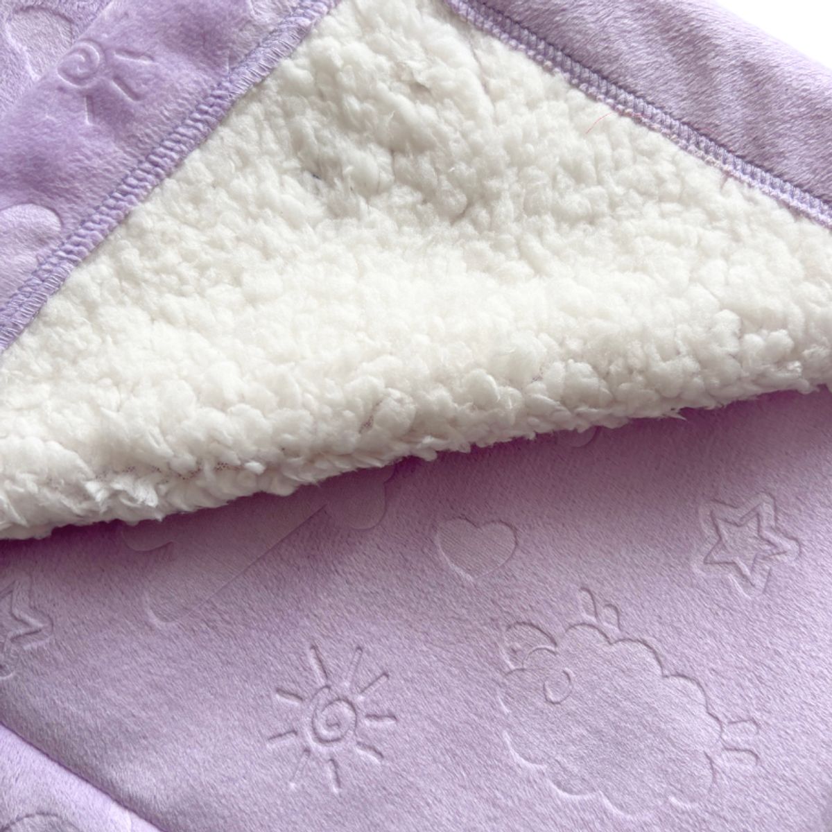 WAWA PIMA - MANTA DE INVIERNO LILA CARNERITO