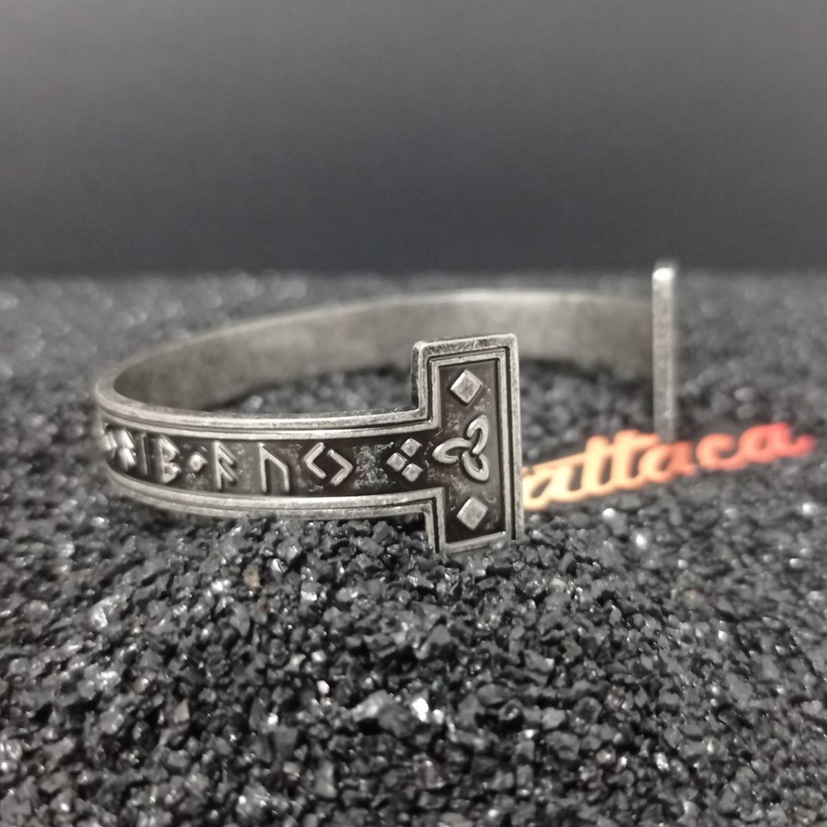 WATTACA - Pulsera Runas Vikingas Acero inoxidable 316L - Joyas Wattaca