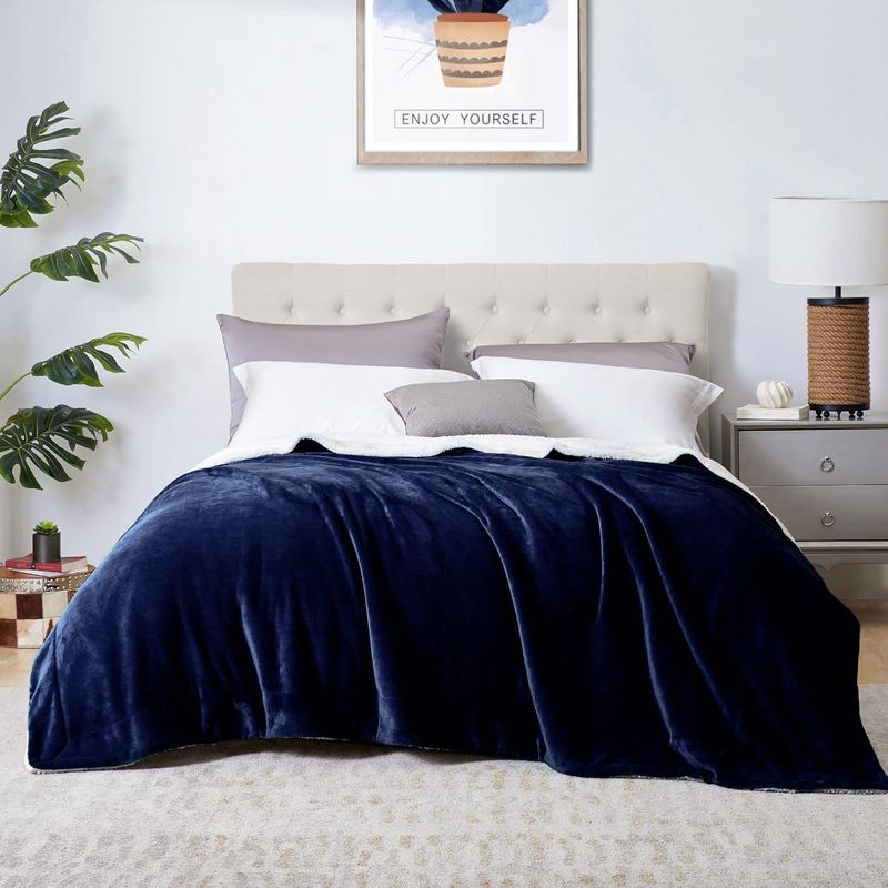 GENERICO - COLCHA DE PIEL DE ANGEL CON CARNERO INVIERNO AZUL