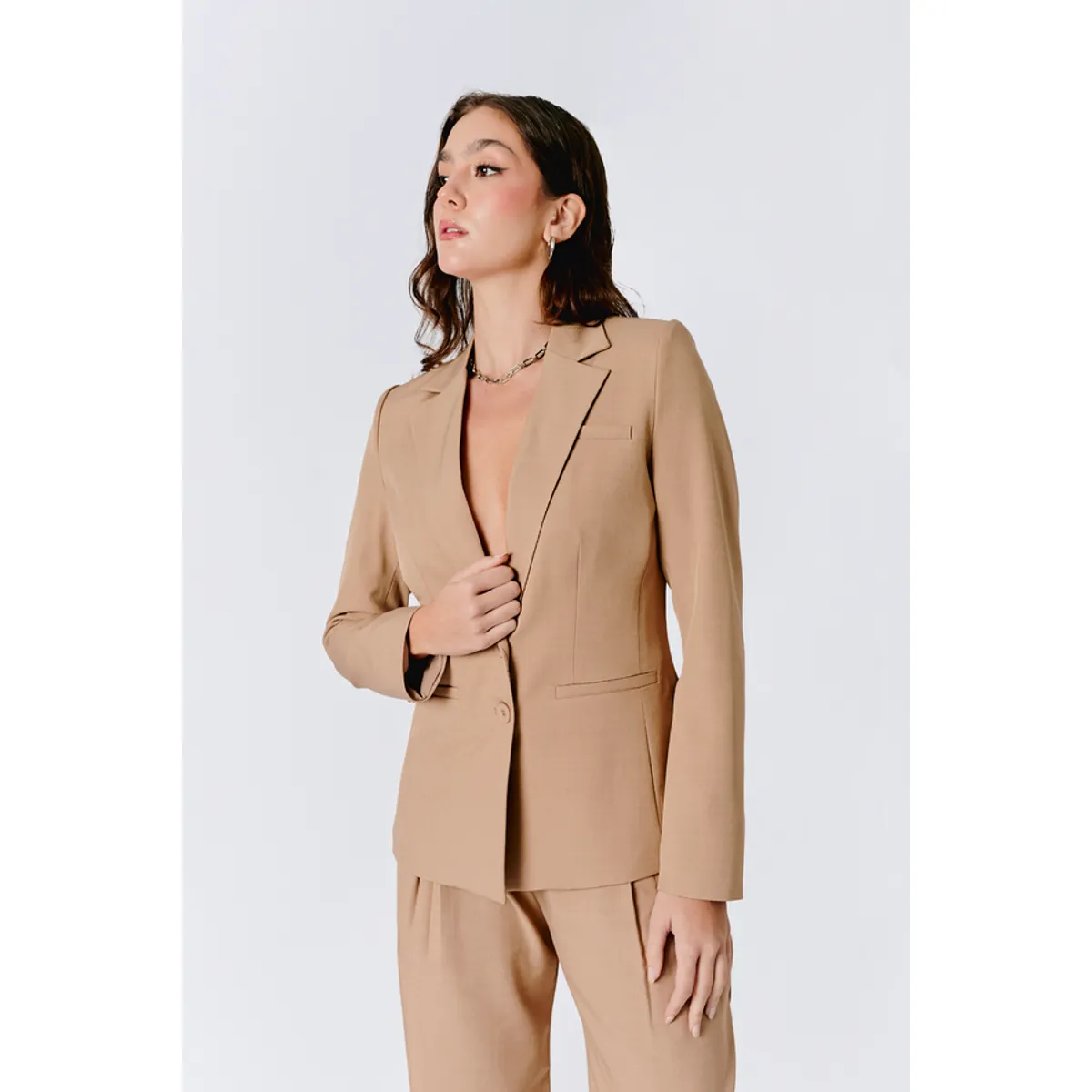 BANATY - BLAZER SASTRE GALA CON BOLSILLOS Y BOTON PARA MUJER