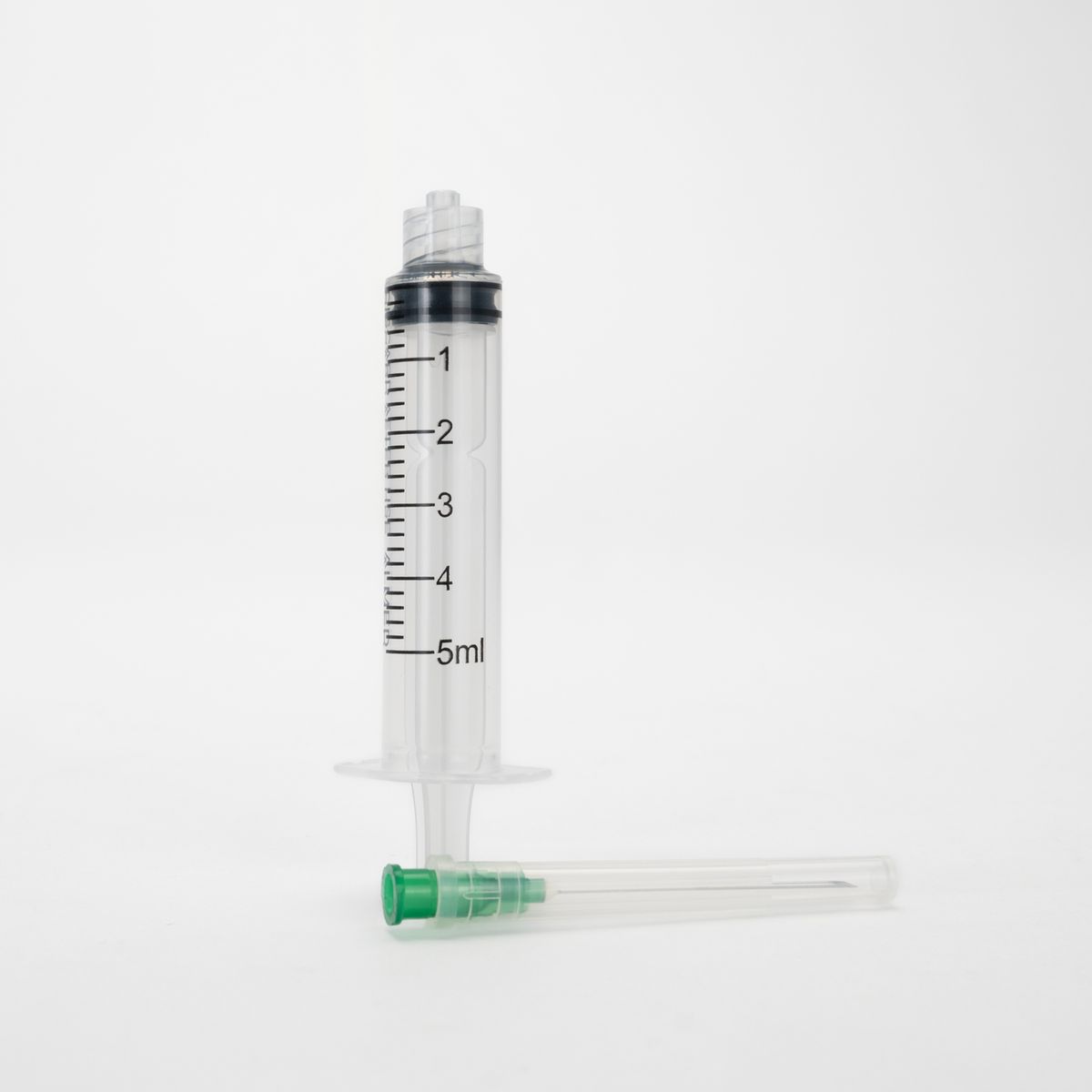 GENERICO - Jeringa Hipodérmica Estéril de 5 ML Aguja 21 G X 1 1/2" CAJA 100 UND