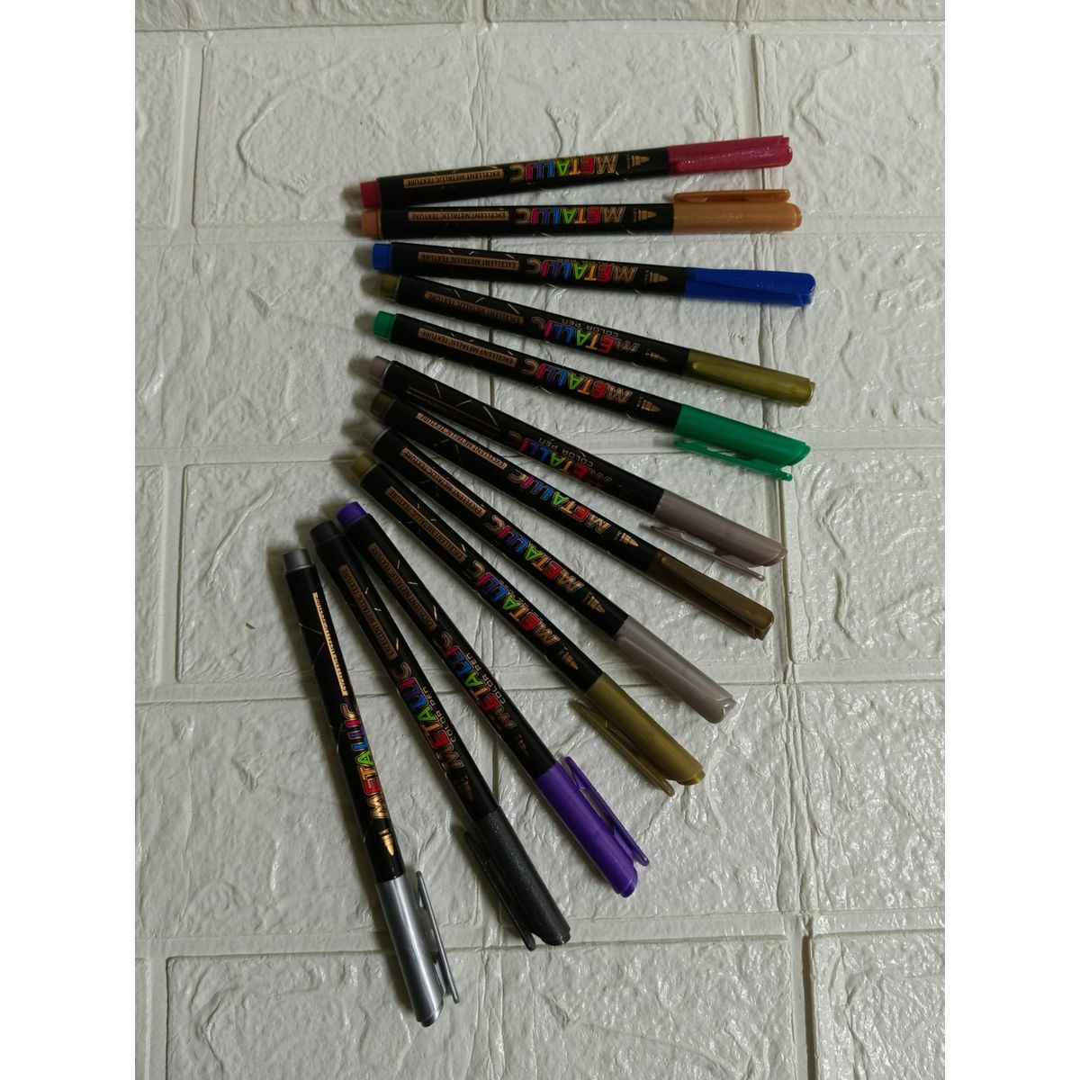 GENERICO - MARCADORES ACRILICOS X 12UND METALICOS