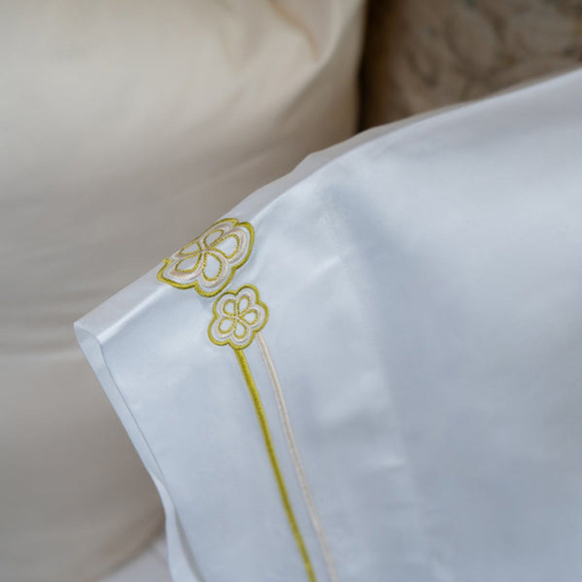 PLUMAS - Juego de Sábanas Gurbion Floral Verde 400 Hilos