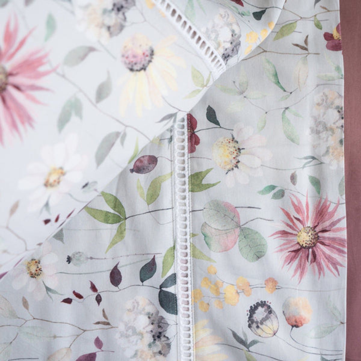 PLUMAS - Juego de Sábanas 300 Hilos Flowers Winter Minimal Blanco